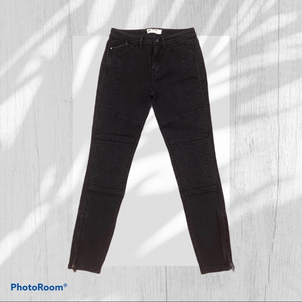Free People High Waisted Black Jeans 28
